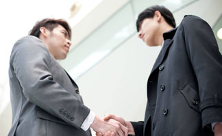 上門了解客戶所處環境，客戶需求及預算，根據實際情況為客戶推薦匹配的產品方案